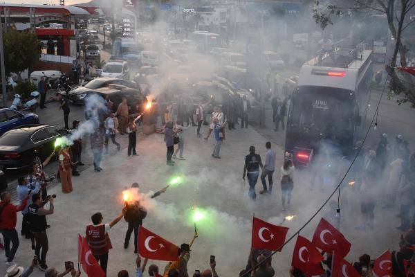 CHP'li Özel: Her kim ki Abdullah Öcalan'ı serbest bırakmayı aklından geçirmektedir, Allah onun bin kere belasını versin