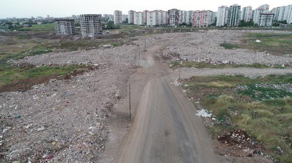 Diyarbakır’da depremde yıkılan binalardan 42 bin 504 metreküp moloz çıktı