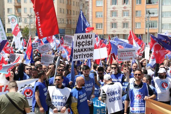 Eskişehir’de 1 Mayıs kutlamalarında 'pankart' gerginliği