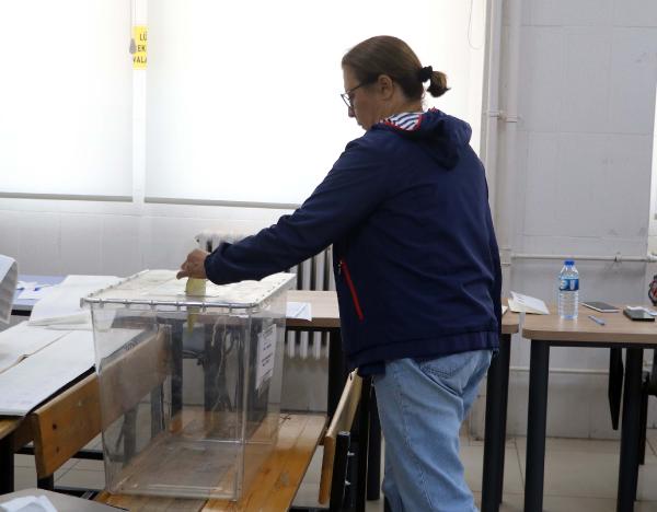 Gaziantep’te ilk oylar sandıkta