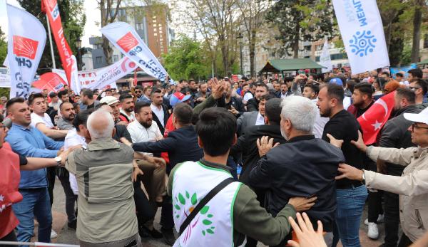 Gaziantep'teki kutlamalarda Memleket Partililer ile CHP'liler arasında kavga