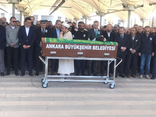 Gezi dönüşündeki kazada ölen Çapan'ın, annesi ve ablası da yaralanmış (2)