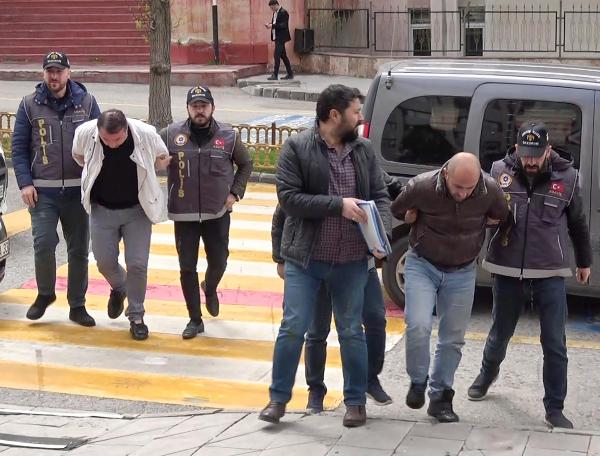 Gürcistan'dan gelip, Erzurum'da kuyumcu soydular