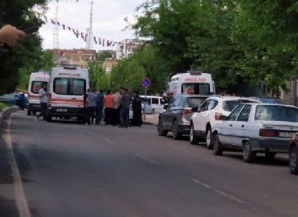 Husumetli aileler arasında adliye çıkışı kavga: 1’i asker, 5 yaralı