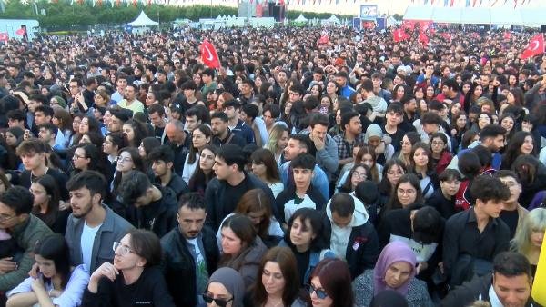 İBB Başkanı İmamoğlu: Gençlerin özgürlüğünü ve umudunu elinden almaya kalkanların vakti doldu