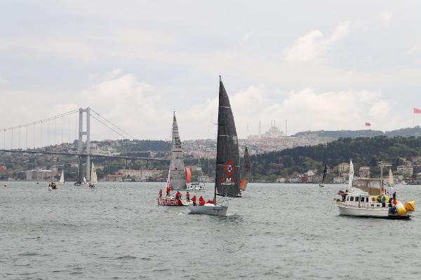 İstanbul Boğazı'nda BAU Bosphorus Sailing Cup heyecanı