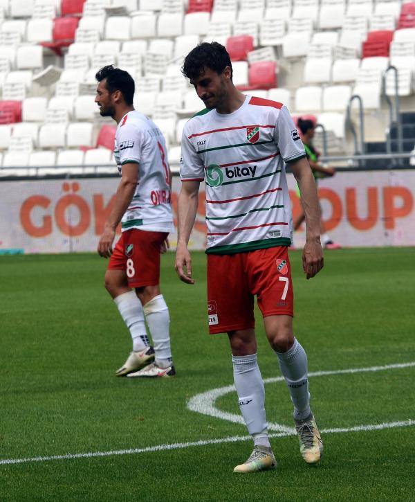 Karşıyaka - Belediye Kütahyaspor (EK FOTOĞRAFLAR)