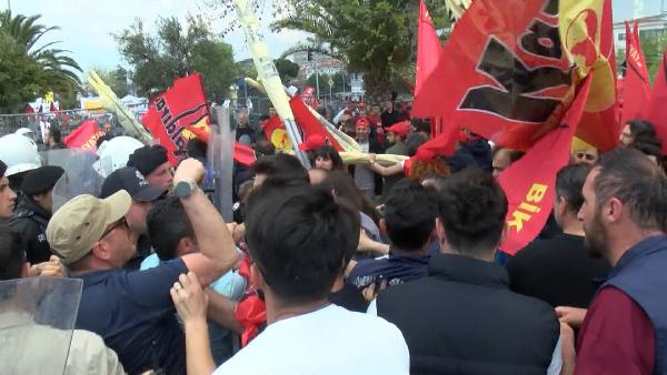 Maltepe’de miting alanına girmek isteyen gruba polis müdahalesi