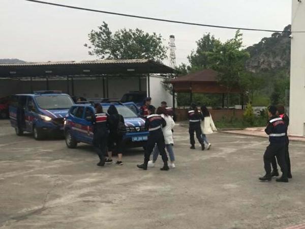 Muğla ve Denizli'de, masaj salonlarına fuhuş operasyonu: 8 gözaltı