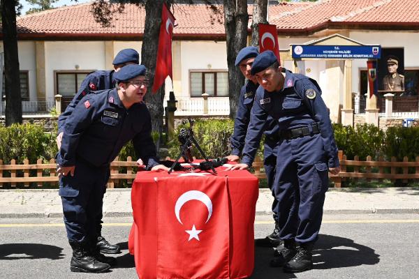 Nevşehir'de 8 engelli, 1 günlük temsili askerlik yaptı