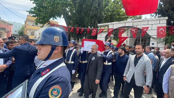 Şehit Uzman Çavuş Mayik, son yolculuğuna uğurlandı