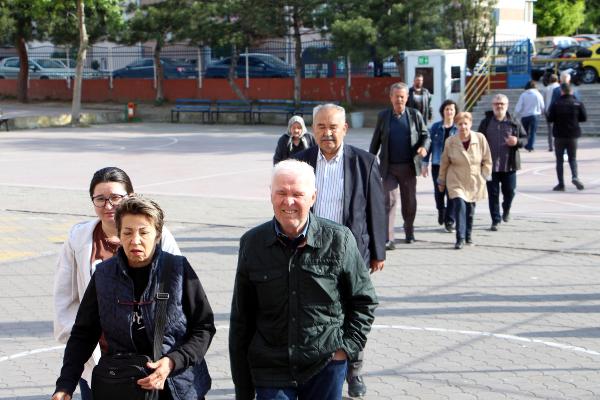 Trakya'da vatandaşlar sandık başına gitti