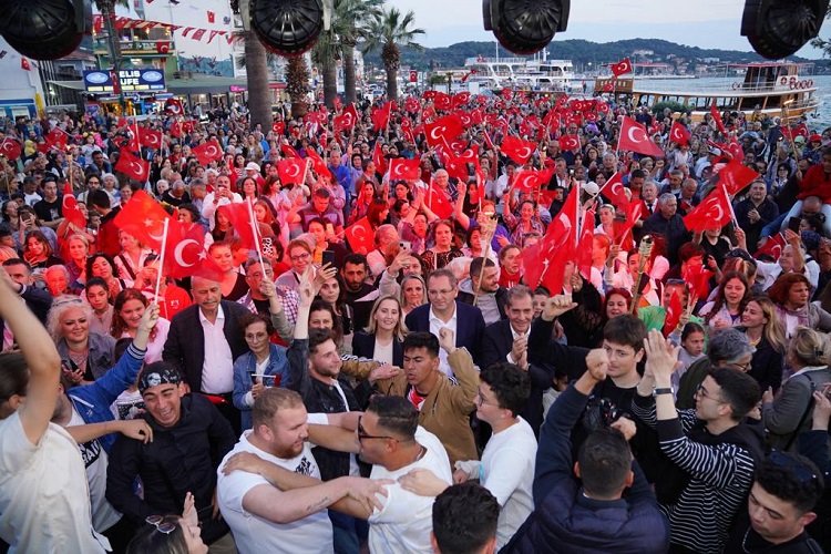 Ayvalık'ta 19 Mayıs heyecanı