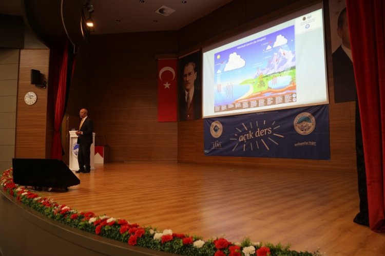 Kayseri Melikgazi'de deprem semineri