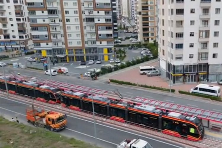 Kayseri'de yeni tramvay teste başladı