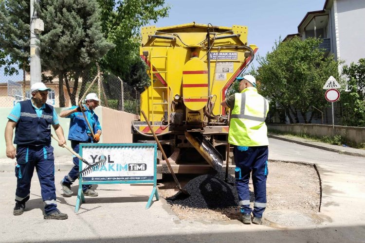 Kocaeli'nin Yol Bakım Timi her yere yetişiyor