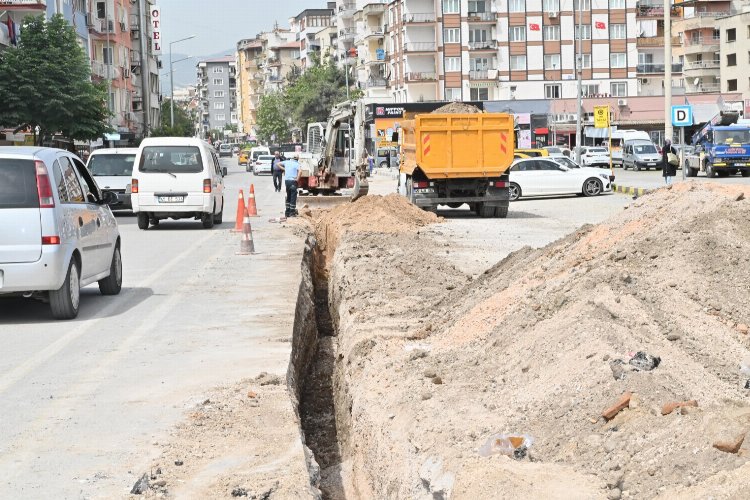 Manisa'da altyapı çalışmaları sürüyor