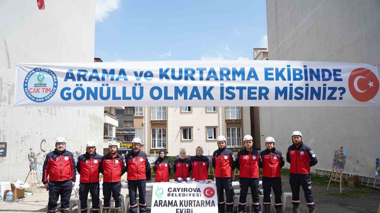 Arama kurtarma ekipleri stant açtı