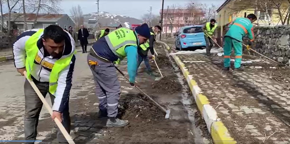 Ardahan Belediyesinden bahar temizliği