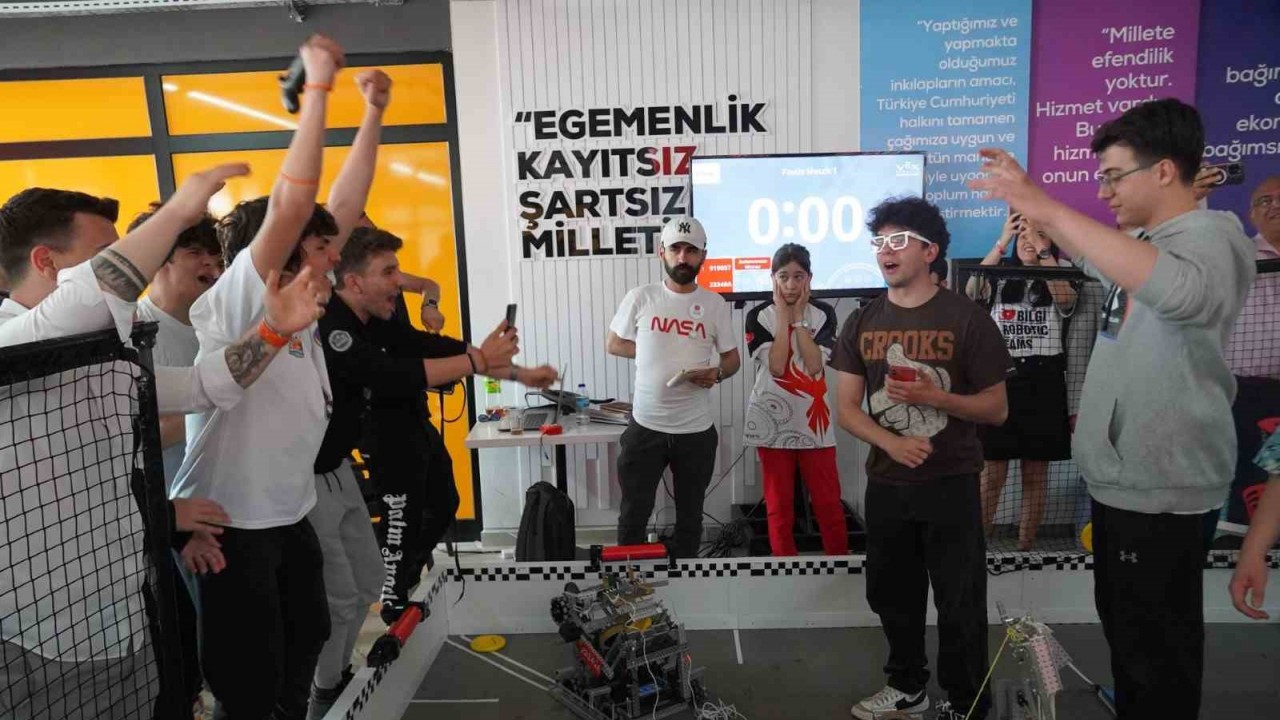 Atakum’da “VEX IQ Robot Yarışması”