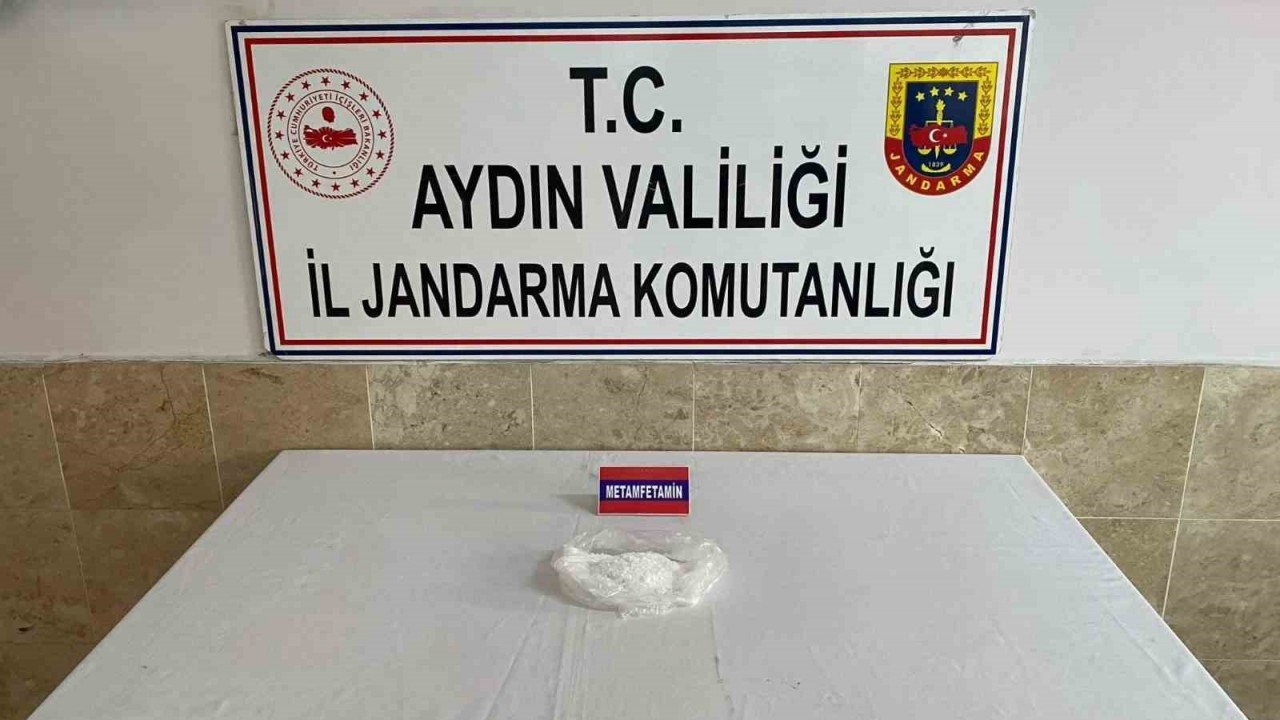 Aydın’da motosikletli torbacı, jandarmadan kaçamadı