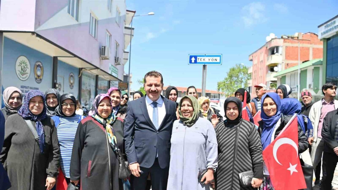 Bakan Yılmaz, “Durmadan, yorulmadan hizmet üretmeye devam”