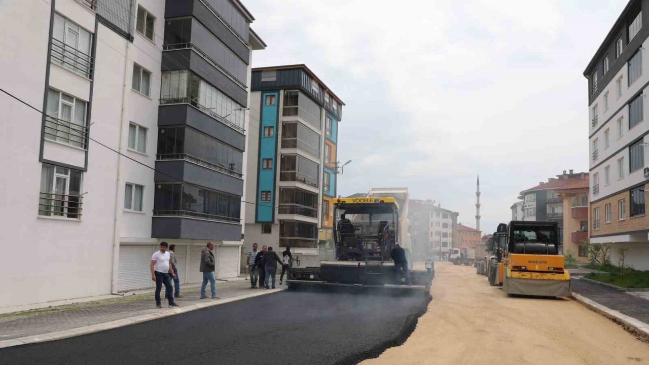 Bolu Belediyesi asfalt çalışmalarının startını verdi