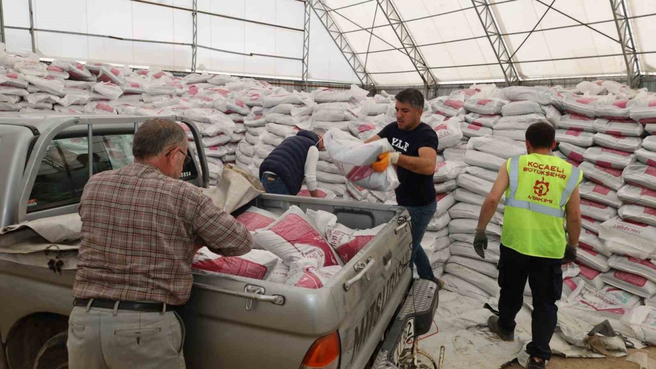 Çiftçilere yüzde 50 hibeli gübre dağıtımı