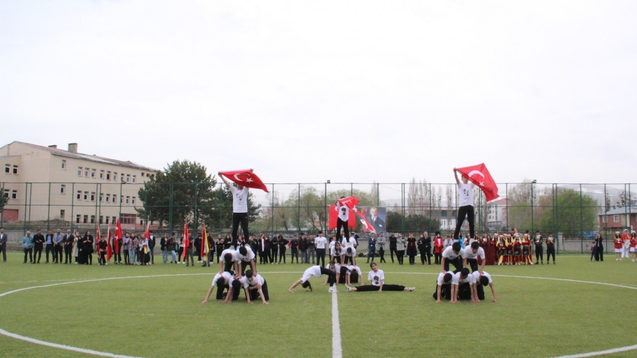 Çıldır’da 19 Mayıs coşkuyla kutlandı