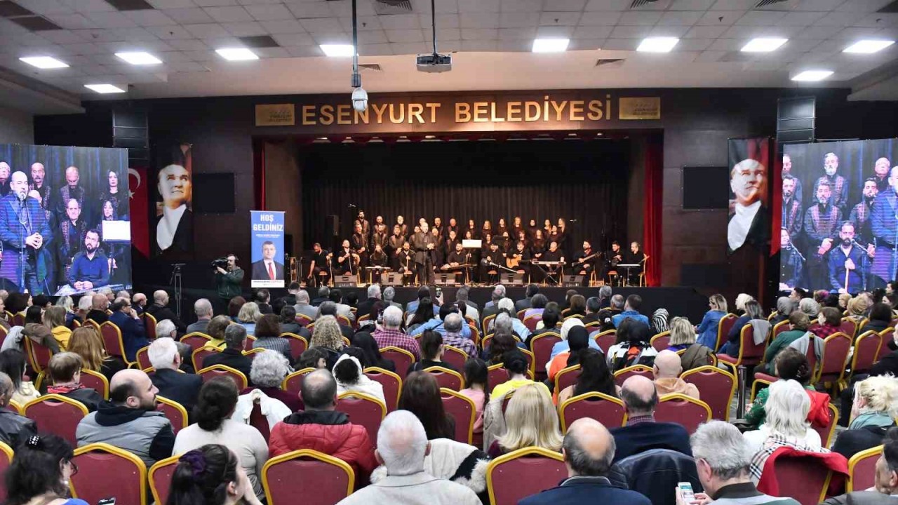 Depremde hayatını kaybedenler Esenyurt’ta anıldı