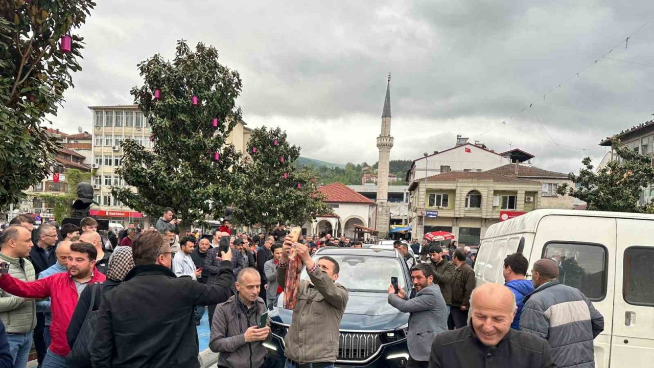 Devrekte’de Togg yogun ilgi ile karşılandı