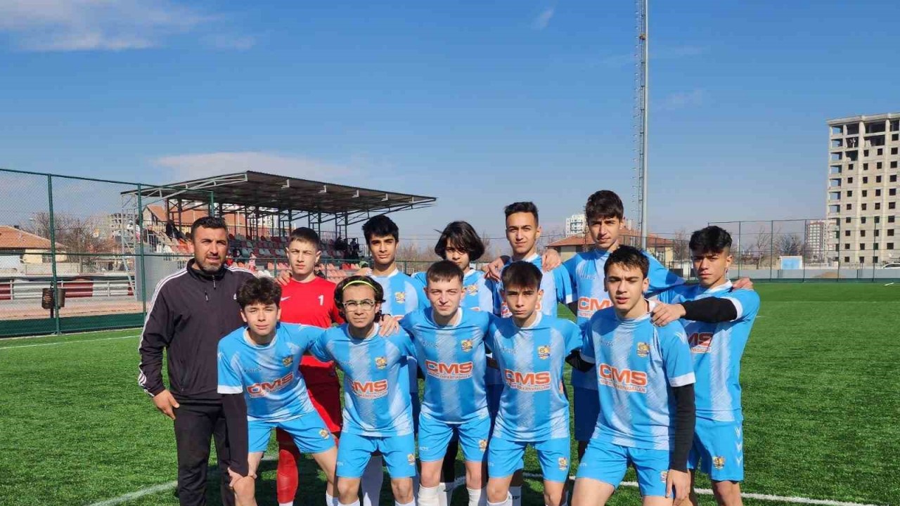 Erkiletspor’da zorunlu ayrılık