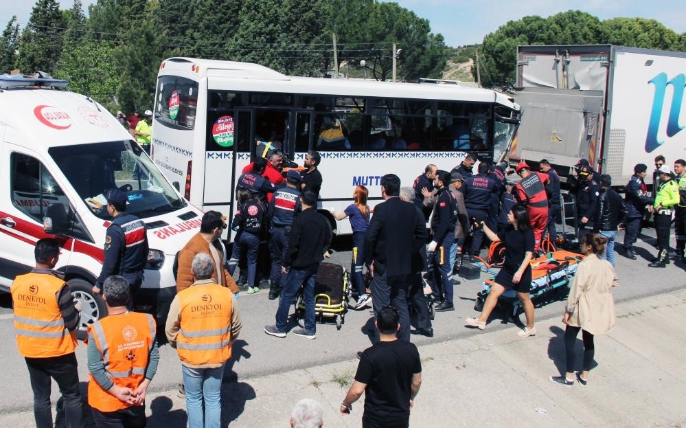 Feci kazada ağır yaralanan yaşlı kadın, 3 günlük yaşam savaşını kaybetti