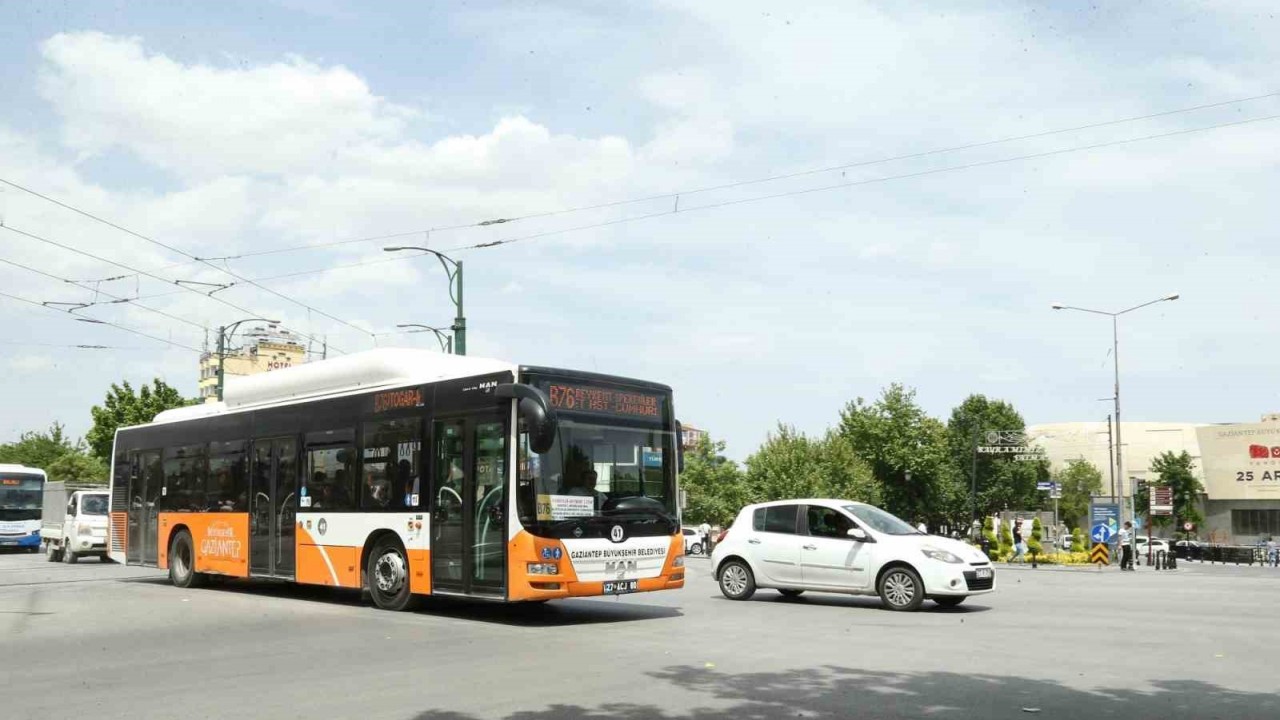 Gaziantep’te 3 gün toplu taşıma ücretsiz olacak