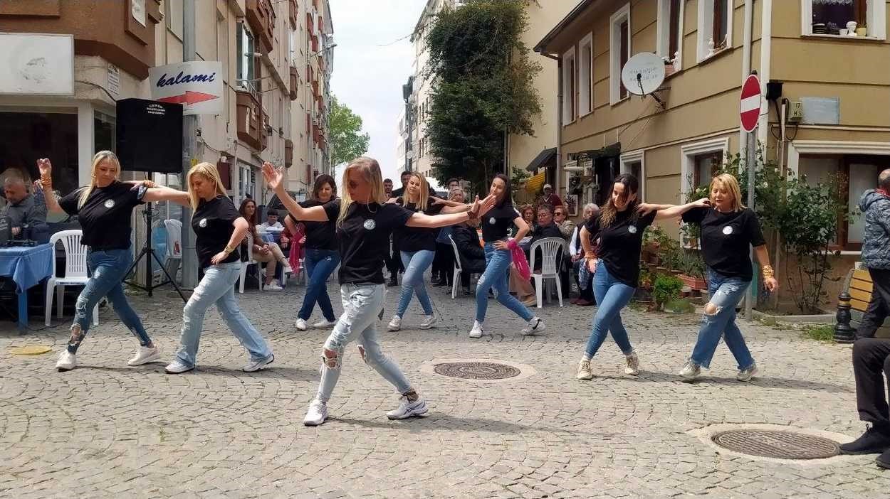 Girityalılar 100. yıl etkinliğinde Girit kültürünü tanıttı