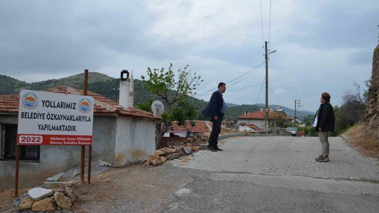 Gömeç’te parke taş çalışmaları devam ediyor