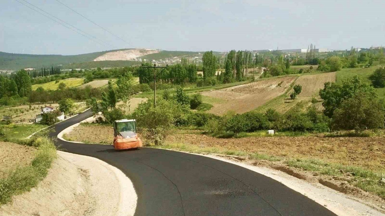 Gülümbe ve Çukurören Köyleri arası yolunun 2 kilometrelik kısmı asfalt yol oldu