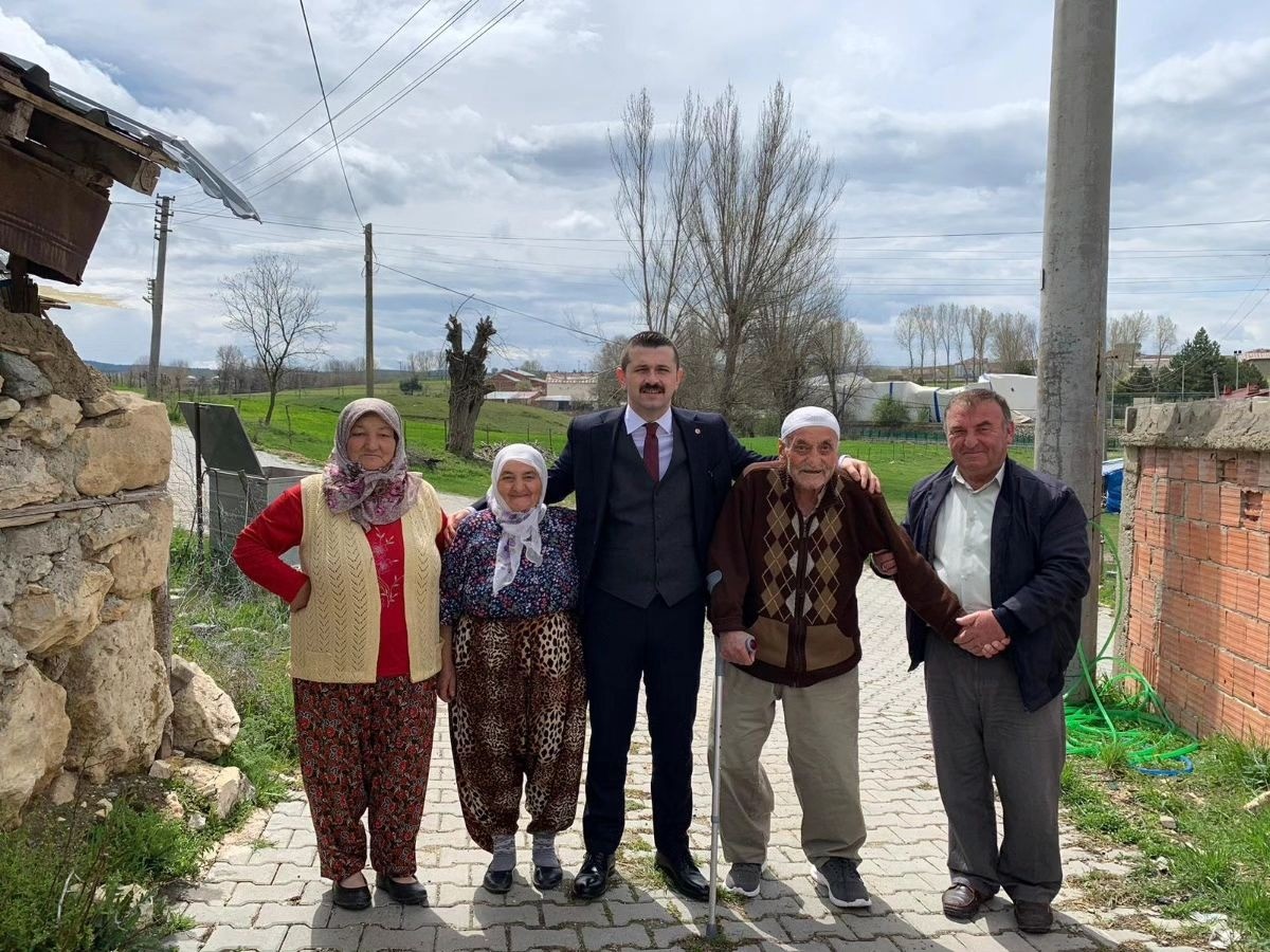 Hastalığı sebebiyle ayağını kaybeden vatandaş protez bacağa kavuşturuldu