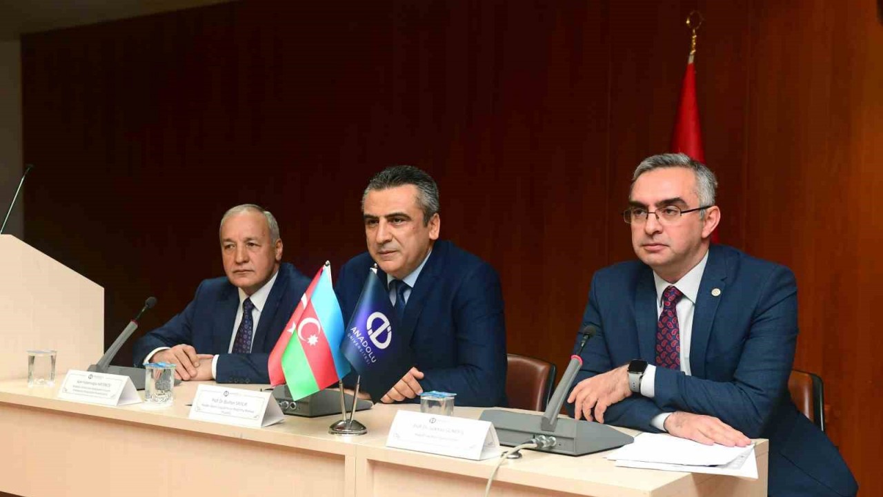 Haydar Aliyev doğumunun 100’üncü yılında Anadolu Üniversitesinde anıldı