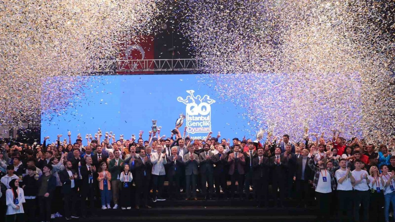 İstanbul Gençlik Oyunları’nın ödül töreni gerçekleştirildi