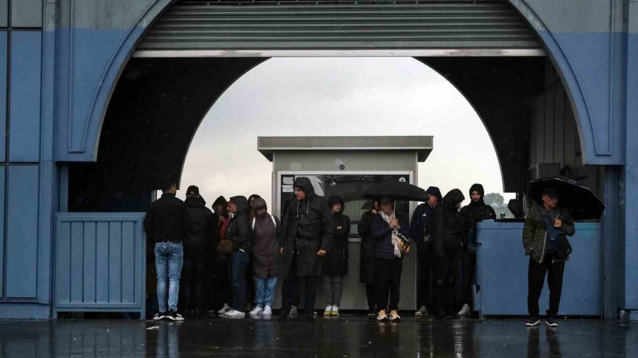 İstanbul’da yağmur etkili oluyor