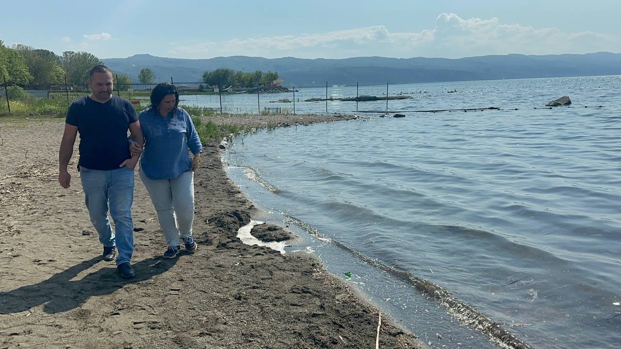 İznik gölü çekildi, tarihi sikkeler su yüzeyine çıktı