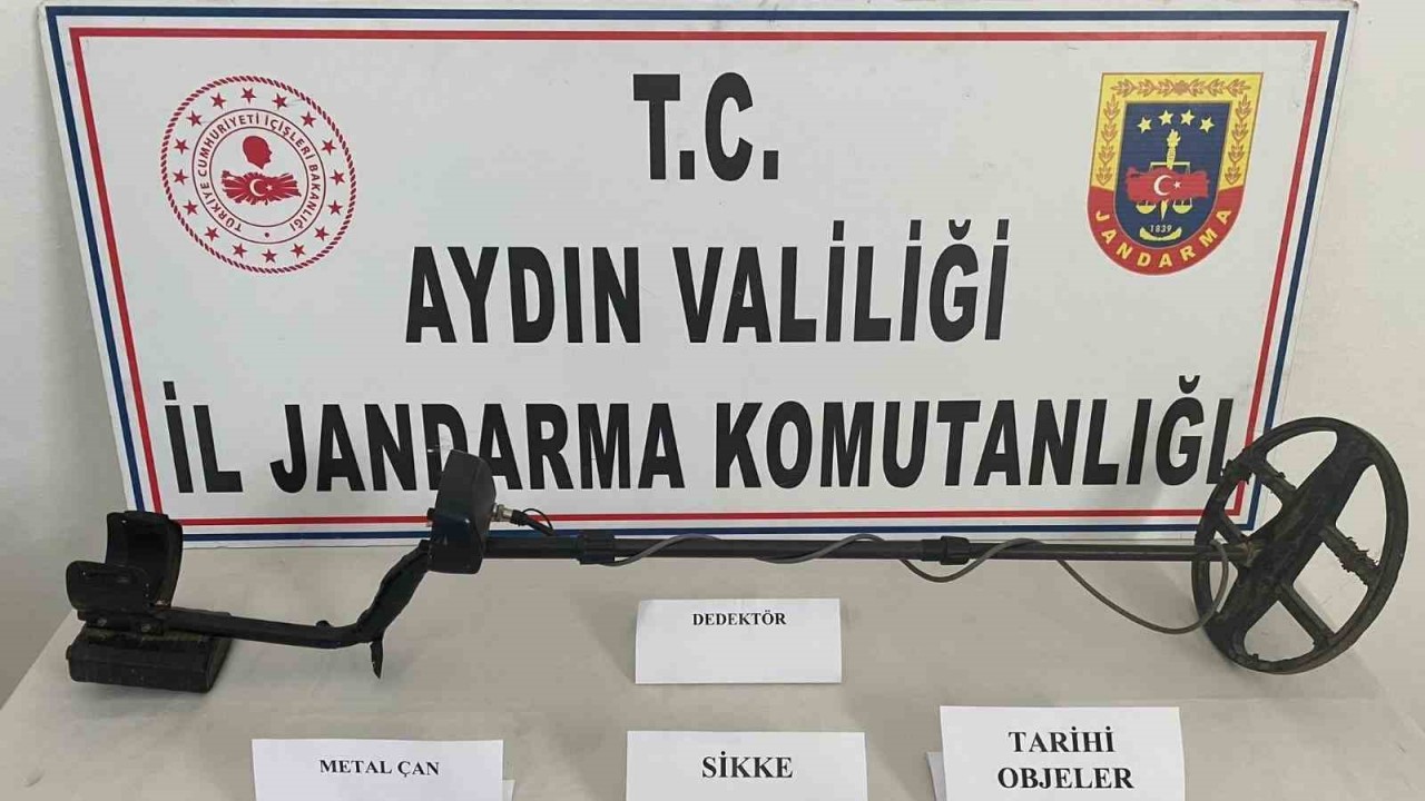 Jandarma ekiplerinden izinsiz kazı yapan şüphelilere suçüstü