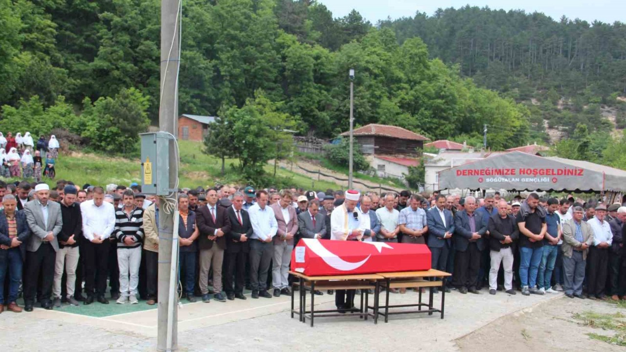 Kalp krizinden hayatını kaybeden asker son yolculuğuna uğurlandı