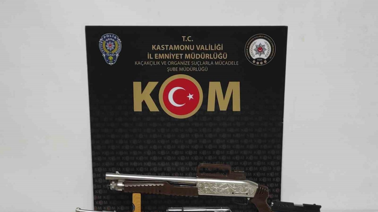 Kastamonu’da kaçak silah operasyonu: 2 gözaltı