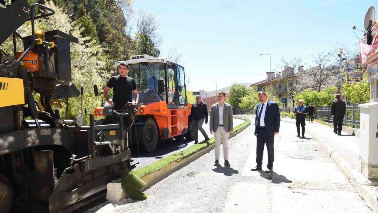 Kastamonu’da sıcak asfalt çalışmaları başladı