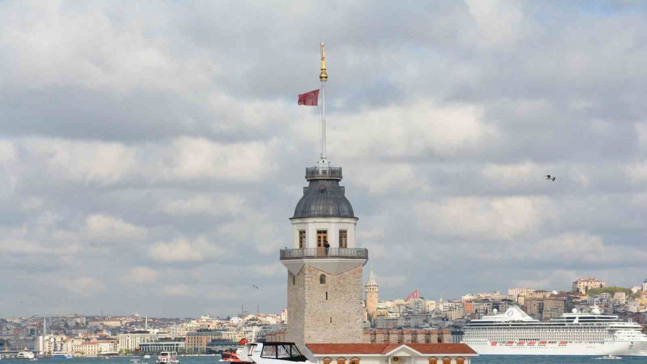 Kız Kulesi Sultan II. Mahmut dönemindeki orijinal haline kavuştu