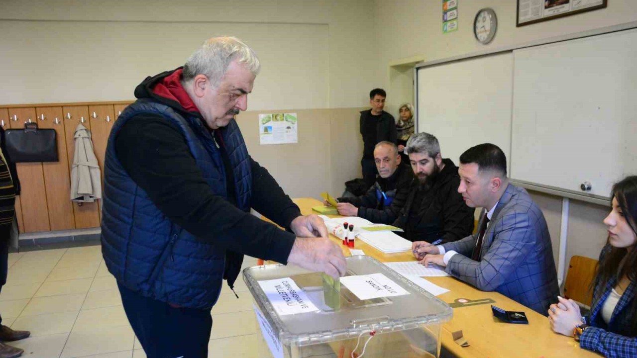 Kocaeli’de oy verme işlemleri başladı