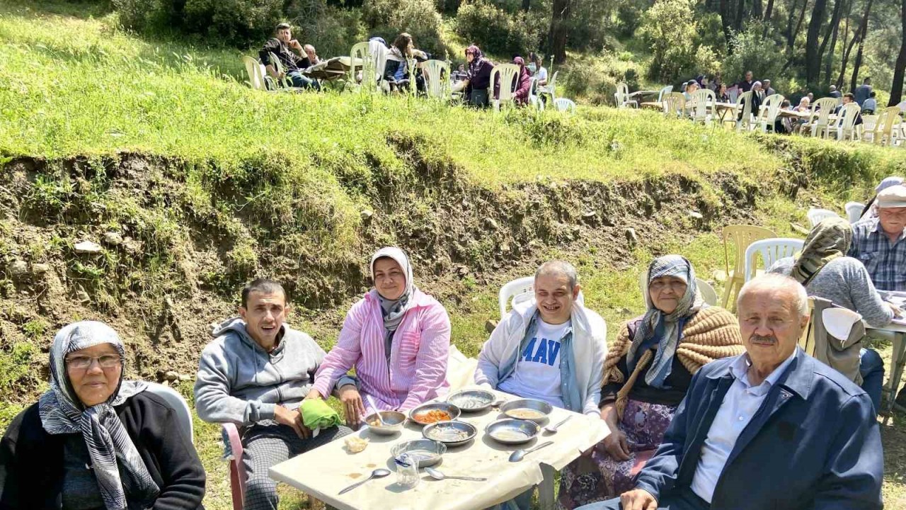 Kuyucak’ta ’Karapınar Dede Hayrı’ geniş katılımla gerçekleştirildi