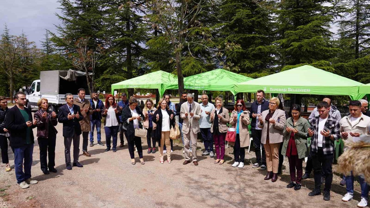 Melih Savaş kabri başında anıldı